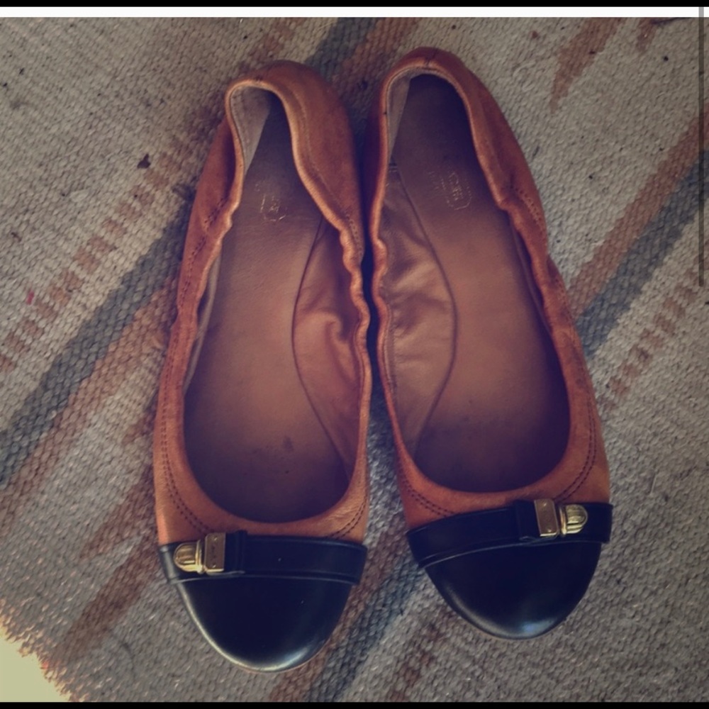 Coach flats